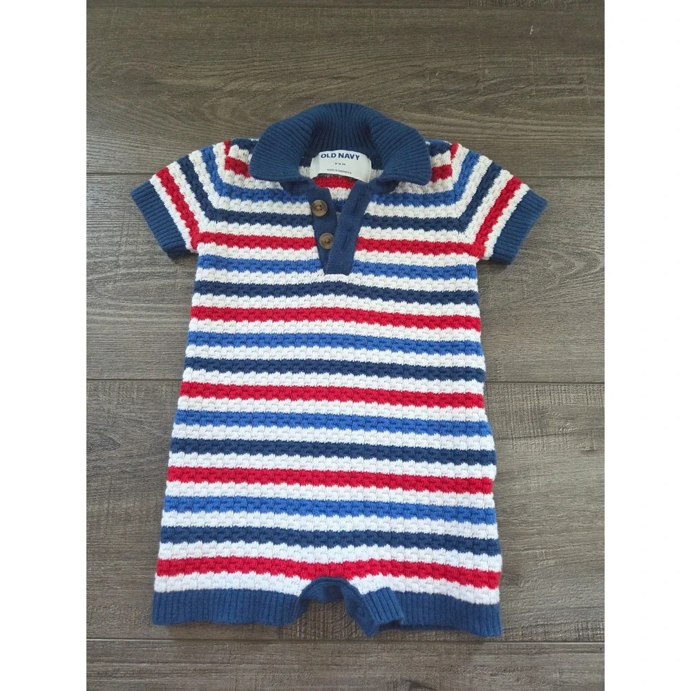 Old navy baby boy romper‎ 3-6 mos